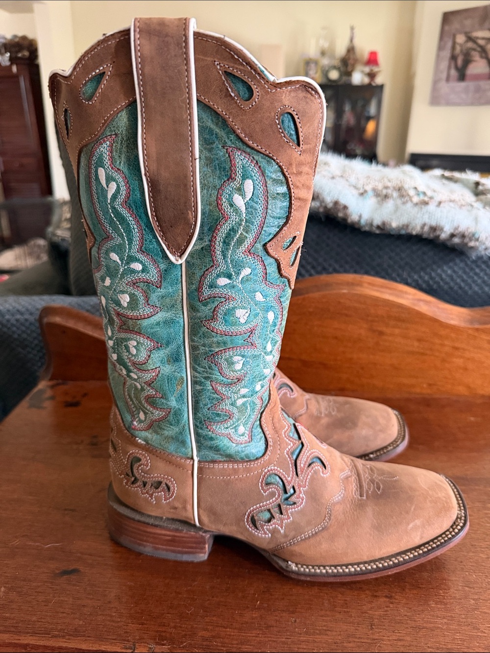 Women's Brown and Teal Embroidered Heeled Western Boots